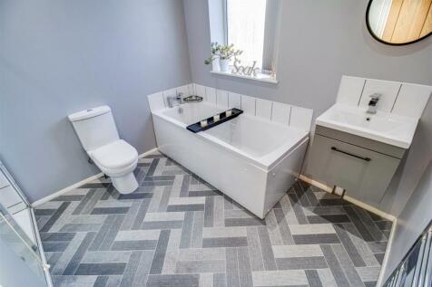 HOUSE BATHROOM/W.C.