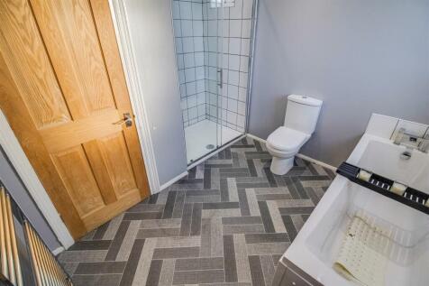 HOUSE BATHROOM/W.C.