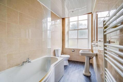 BATHROOM/W.C.