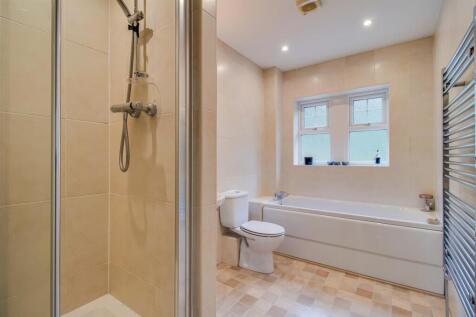 BATHROOM/W.C.