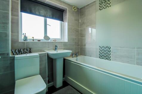 BATHROOM/W.C.