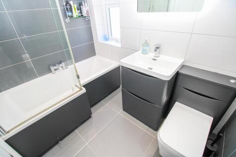 BATHROOM/W.C.