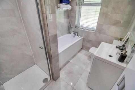 BATHROOM/W.C.