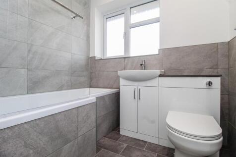 BATHROOM/W.C.