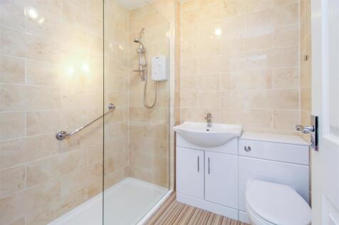 SHOWER ROOM/W.C.