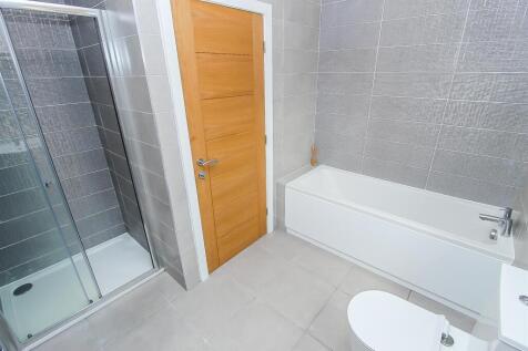 BATHROOM/W.C.