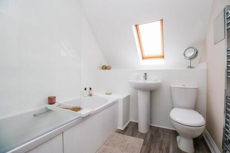 BATHROOM/W.C.