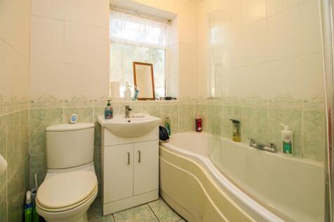 BATHROOM/W.C.