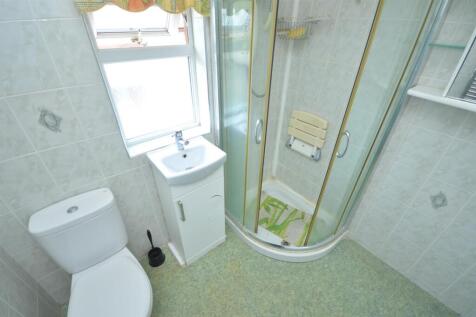 SHOWER ROOM/W.C.