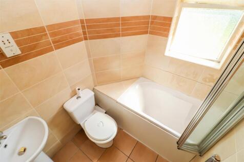 BATHROOM/W.C.
