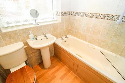 BATHROOM/W.C.