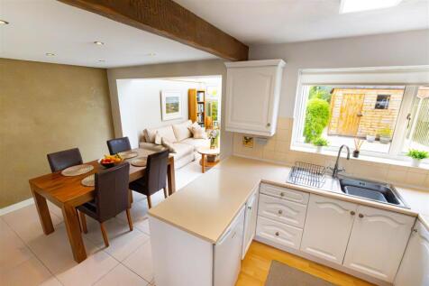 05A_kitchen_dining_room.jpg