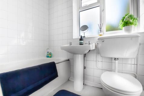 HOUSE BATHROOM