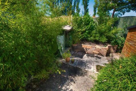 14_garden_rear_02.jpg