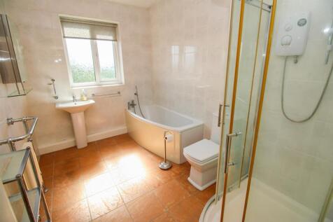 HOUSE BATHROOM/W.C.