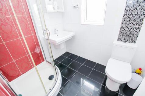SHOWER ROOM/W.C.
