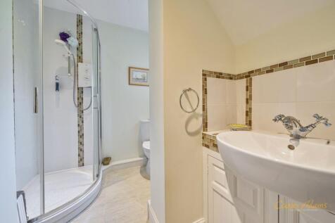 Downstairs Bathroom