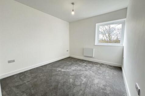6 - Block of Flats for Auction, Nailsea.JPG