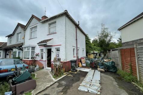 3-Bedroom Semi-detached house for auction -  (20).
