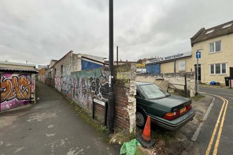 14 - Land for Auction, Bedminster, Bristol.JPG