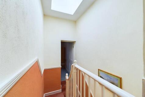 13 - Three Bed Terrace Franklyn Street.jpg