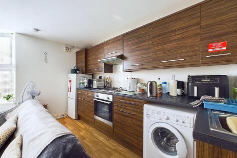 3 - Block of 6 Flats.jpg