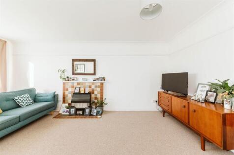 10 - Detached House for Auction, Lockleaze, Bristo