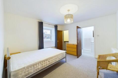 4 - 38 Bedminster Parade Investment Flats.jpg