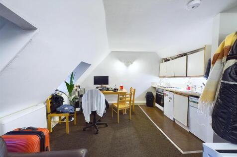 13 - 38 Bedminster Parade Investment Flats.jpg