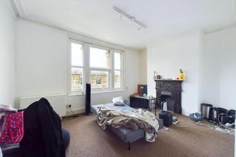 7 - 42 Bedminster Parade Investment Flats.jpg