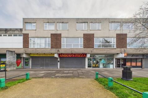 16 - 3-Bedroom Maisonette in Yate.jpg