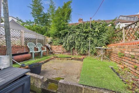 11 - Victorian Terraced House for Auction, St Werb