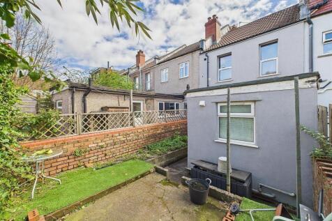 12 - Victorian Terraced House for Auction, St Werb