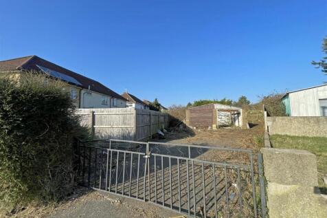 8 - Building Plot for Auction, Lockleaze.JPG