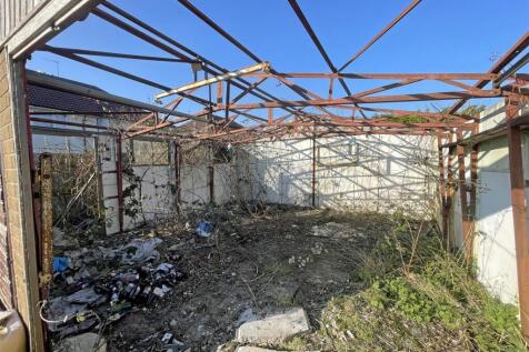 11 - Building Plot for Auction, Lockleaze.JPG
