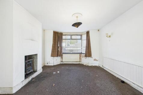 2 - Four Bedroom House for Auction, Vera Road, Fis