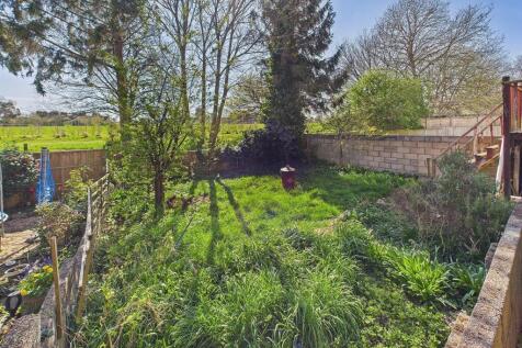 17 - Four Bedroom House for Auction, Vera Road, Fi