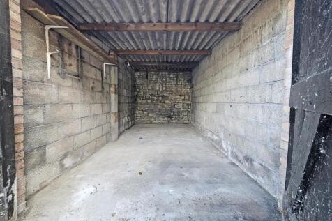 4 - Garage for Auction, Kathdene Gardens, Ashley D