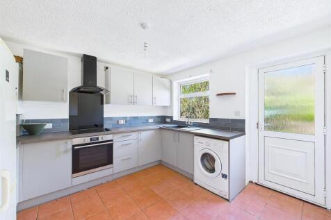 4 - Two Flats for Auction, Fishponds, Bristol.jpg
