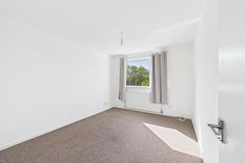 2 - Maisonette for Auction.jpg