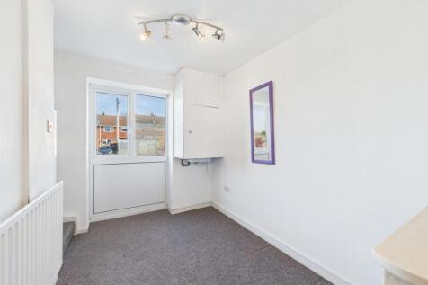 6 - Maisonette for Auction.jpg