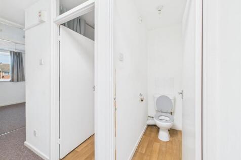 5 - Maisonette for Auction.jpg