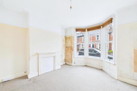 2 - 2 Bedroom terraced house.jpg