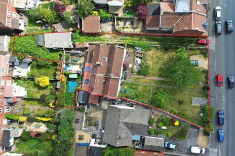 26 - Pair of Houses for Auction, Bishopsworth.jpg