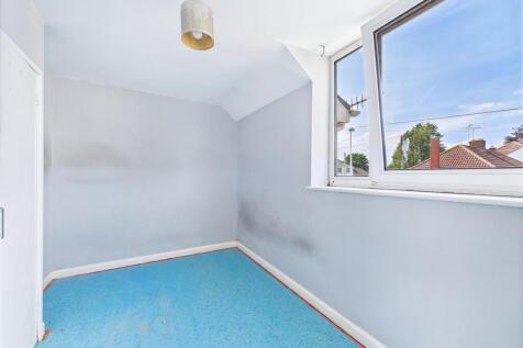 5 - 3-bed semi-detchaed house.jpg
