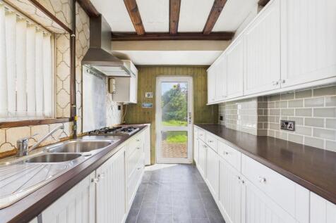 5 - Semi-detached  House for Auction, Patchway.jpg