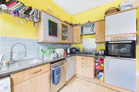 4 - Three-bedroom mid-terrace house.jpg