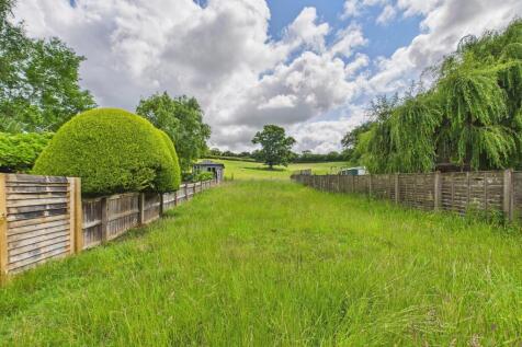 3 - Semi-detached House for Auction, Butcombe.jpg
