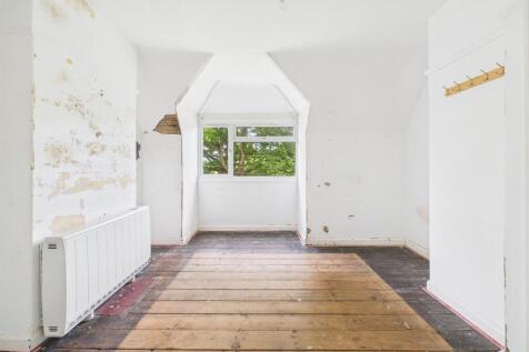 9 - Semi-detached House for Auction, Butcombe.jpg