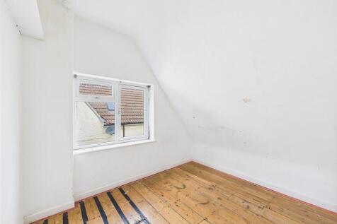 7 - Semi-detached House for Auction, Butcombe.jpg